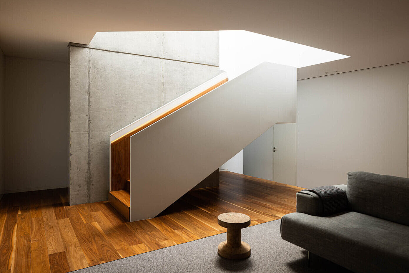 PS House by Inception