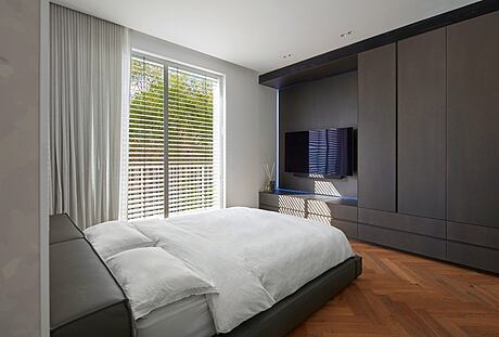 A Breath of Fresh Air: Transformation to a Spacious Home by Shlomit Zeldman - 8