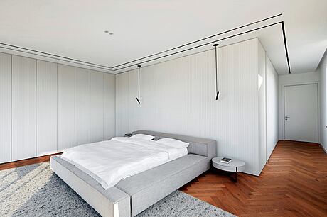 A Breath of Fresh Air: Transformation to a Spacious Home by Shlomit Zeldman - 10