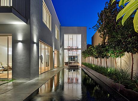 A Breath of Fresh Air: Transformation to a Spacious Home by Shlomit Zeldman - 16