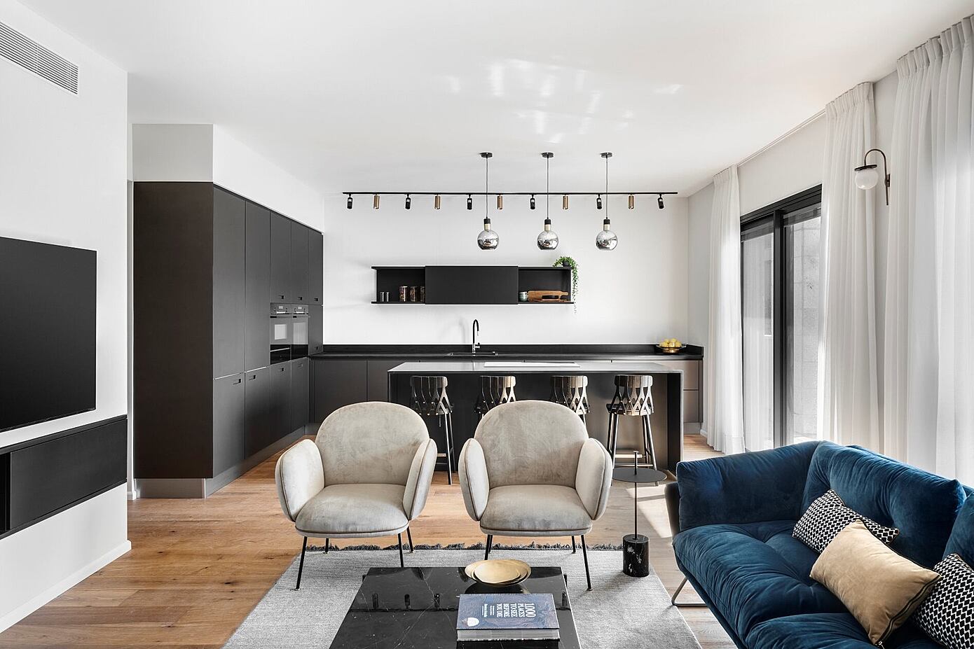 a-luxurious-duplex-with-an-old-jaffa-flair-by-halel-architecture-018