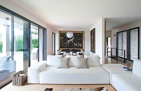 Villa a Varese by Custhome Bergamo