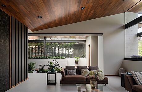 Ra House by Infante Arquitectos