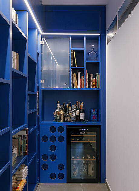 Inside or Outside? by Atlhab Architects - 5