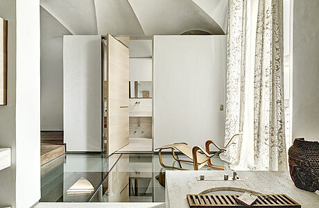 House in Upper Bergamo by Edoardo Milesi & Archos