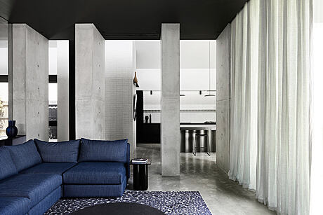 Colonnade House by Splinter Society - 3