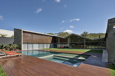 Casa Roca by GPA&A – Gustavo Penna Arquiteto & Associados - 1