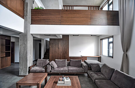 Combined Two-unit Apartment in an Old Neighborhood by Parallect Design