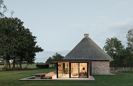 Nieby Crofters Cottage by Studio Marshall Blecher