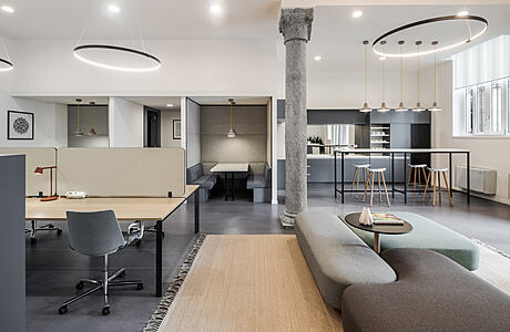 Regus HQ by Vittorio Grassi Architects