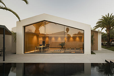 Refurbishment for Alejandro and Inma by Pablo Muñoz Payá Arquitectos - 1