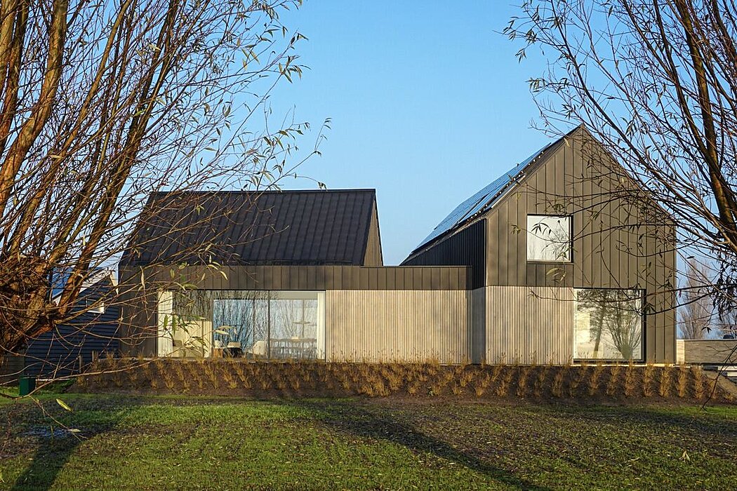 Tranquil Barn-Style Residence in Brandwijk