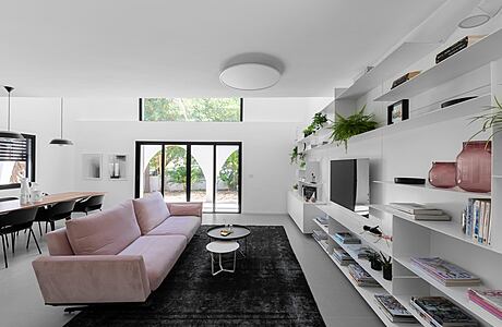Private House by Liat Post Interior Design