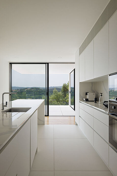 House JC by Mário Alves - 6