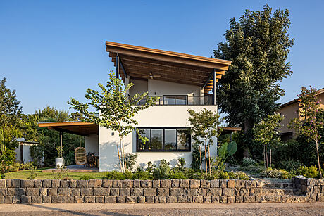 Northern Exposure: Cozy Family Home Embracing Nature - 1