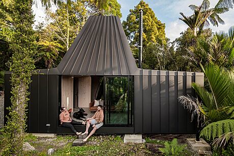 BIV Punakaiki: Reinterpretation of a Gold Miners Hut - 1