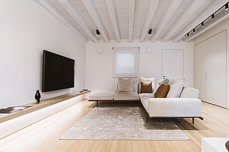 Casa Lubi: Where Country Chic Meets Ultra-Modern Design - 2