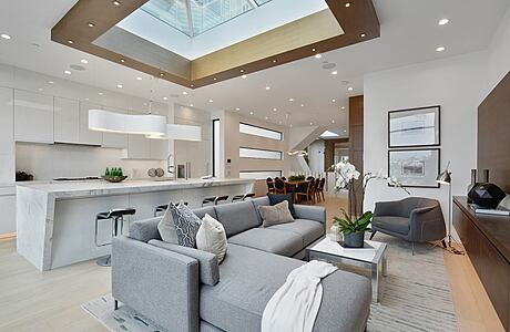 Knob Hill Residences: Luxurious Townhouse in San Francisco