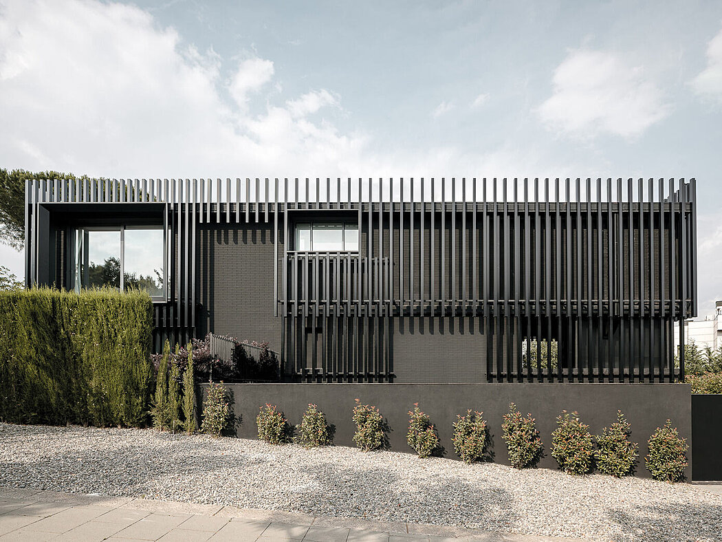 Black House: A Striking Example of Contemporary Design - 1
