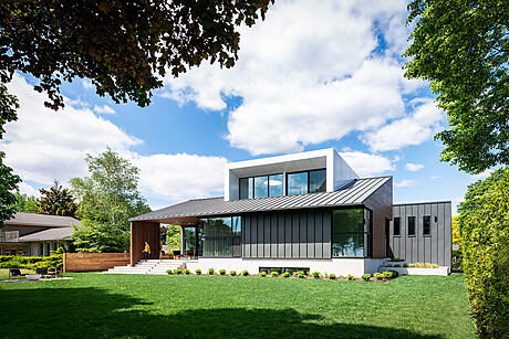 Mountain Brow Living: Contemporary Design in Hamilton - 1