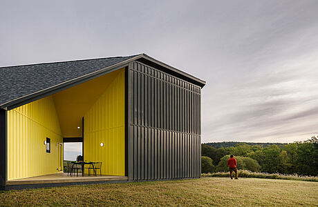 Oblong Valley Farm by Scalar Architecture