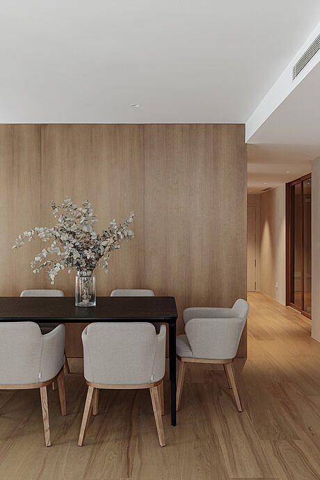 Casa Roig: Redefining Modern Living in Valencia - 2