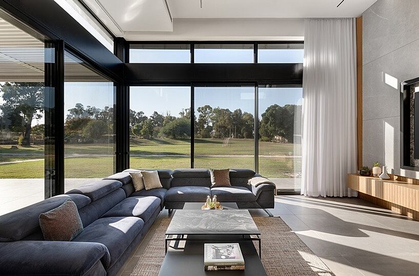 005-architecture-kfar-masaryk-adi-aronov