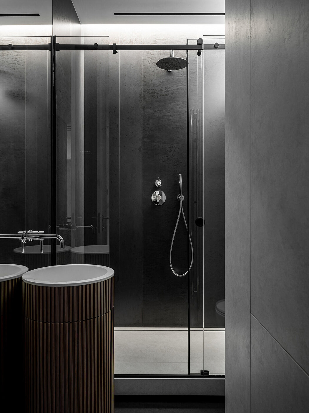 Luxury Industrial Style Apartments With Private Pool And Parking photo