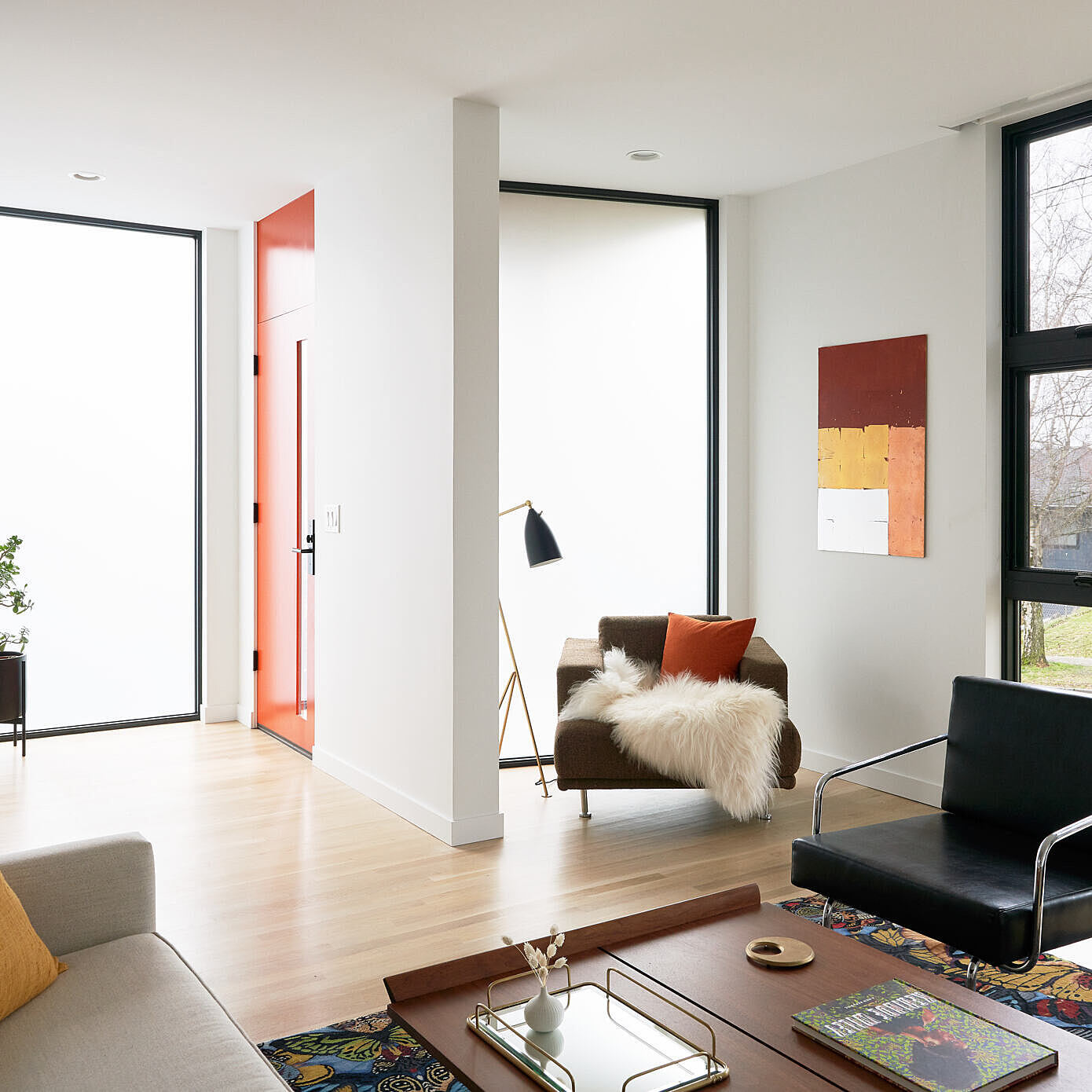 two-story-modern-gable-home-by-floisand-studio-architects-013