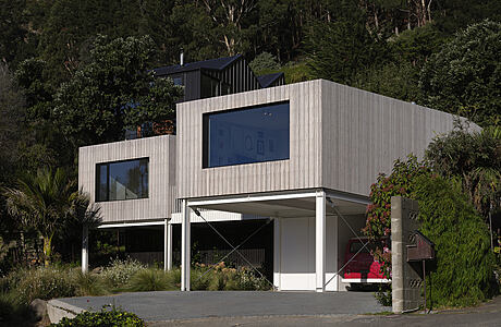 Ocean View Terrace House: Modern Marvel in Christchurch