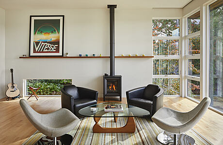 Brooks: A Mercer Island Retreat by Floisand Studio