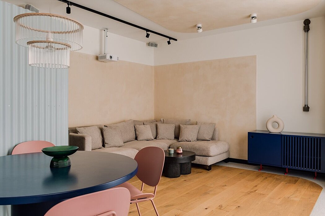 Zoliborz Apartment: Bauhaus-Inspired Family Living Space - 1