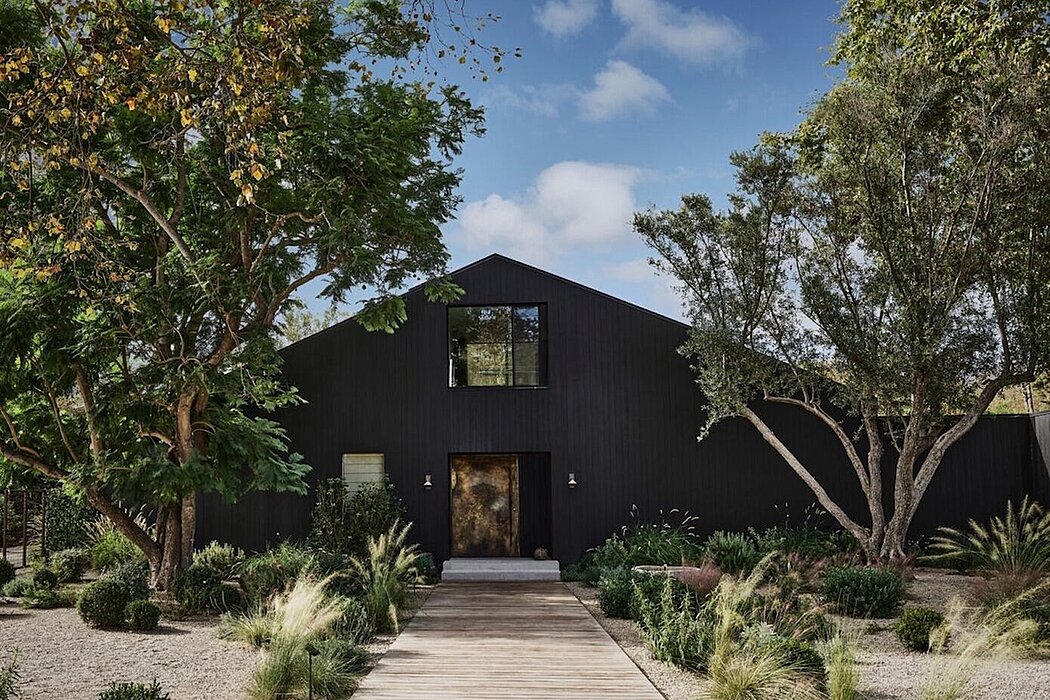 Bonsall: A Malibu Farmhouse Reimagined for a Modern Lifestyle