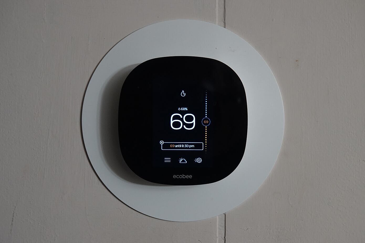 purchase-a-smart-thermostat-as-your-next-self-gift-003