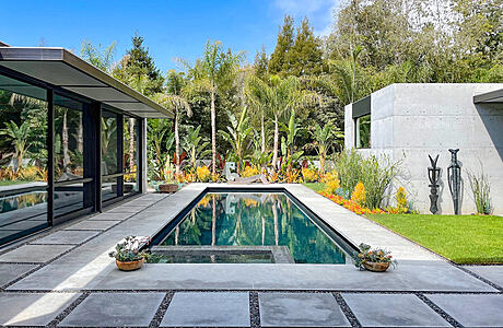 Butterfly House: Santa Barbara’s Modern Oasis by Ferguson-Ettinger Architects