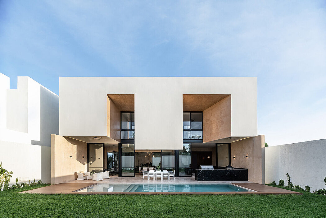 Casa Relo: A Two-Story House with a Heart in Mérida - 1