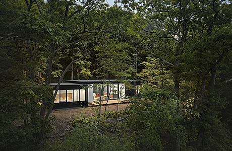 Kaat Cliffs: Studio MM Architect’s Modern Nature Retreat