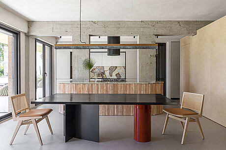 Rude House: Brutalist Design Meets Rustic Italian Charm - 1