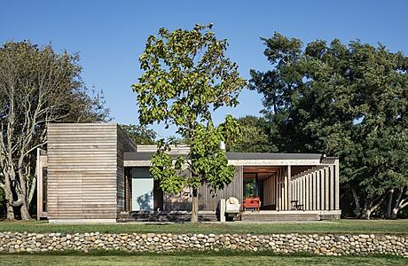 Shelter Island House: A Tranquil Retreat in New York’s Island Oasis