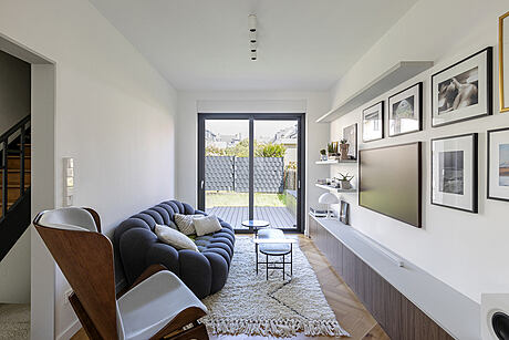 House Renovation in Luxembourg: A Modern Marvel by Kiwi Studio - 1