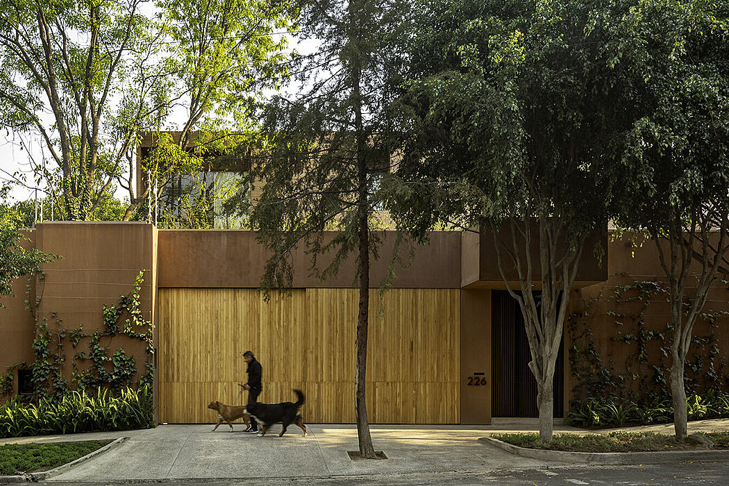 Monte Tauro: Harmony of Wood and Concrete in Mexico City