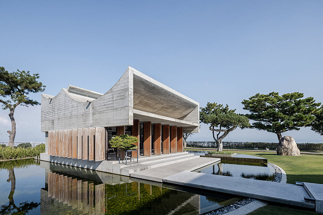 Watermoon Tea House: Where Concrete Design Enhances Natural Beauty