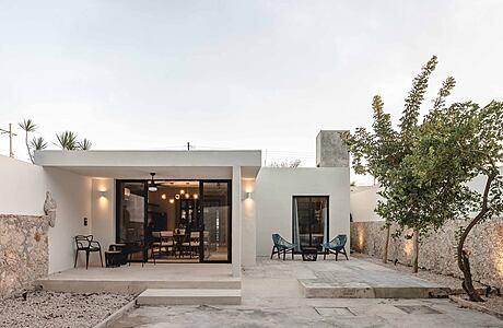 Casa Scott: Minimalist Elegance meets Mérida’s Historic Charm