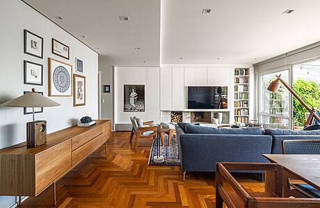 AP MEL: A Family-Oriented Design by 0E1 Arquitetos