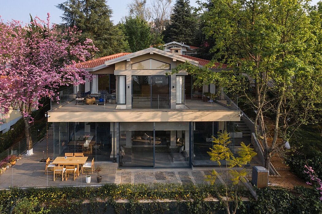 House Rooted in the Soil: Kiki Archi’s Nature-infused Luxury in Kunming - 1
