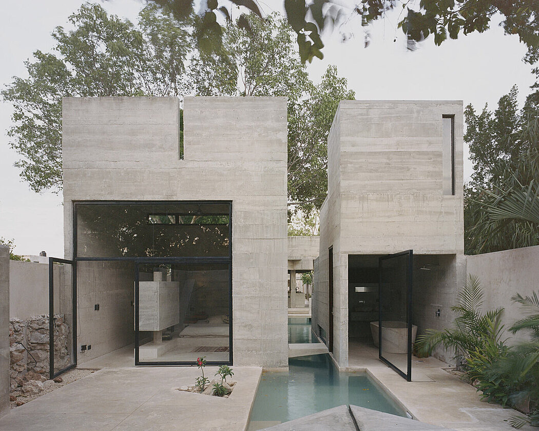Casa en los Cocos: Mérida’s Modern Concrete Beacon - 1