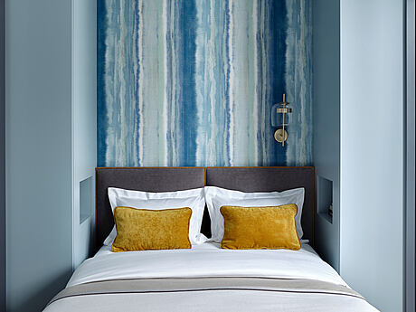 Apartment with Blue Accents: A Retro Revival in Moscow - 8