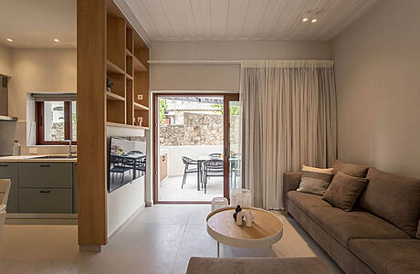 Villa Methexis: Armenoi’s Premier Rental Villa with Modern Elegance