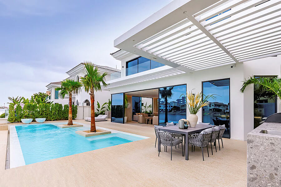 Signature Villa: Luxury Living on Dubai’s Iconic Palm Jumeirah - 1