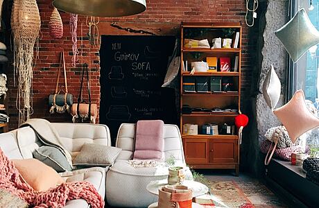 Navigating Interior Designs with Legal Precision